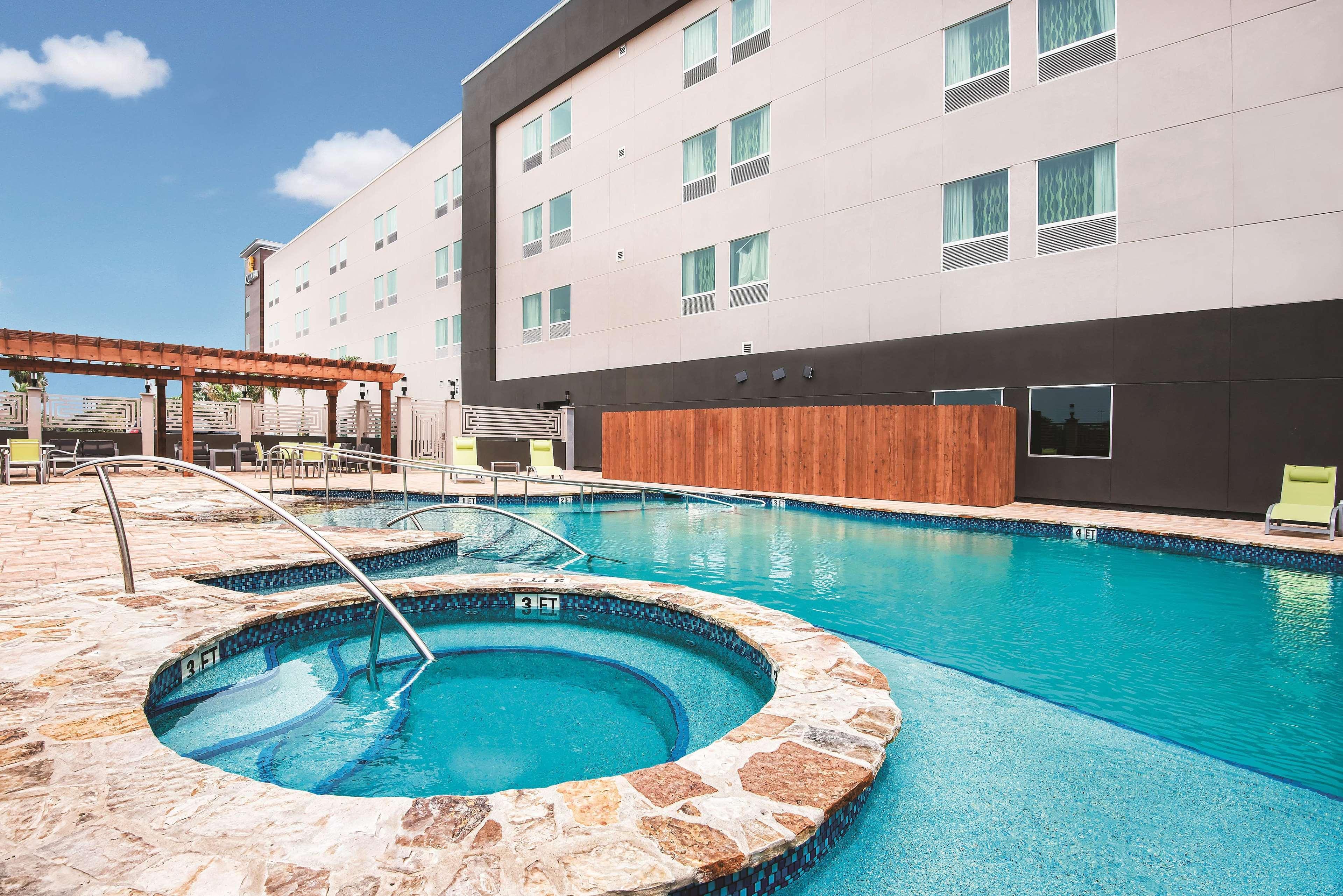 La Quinta By Wyndham Mcallen Convention Center Hotel 3*