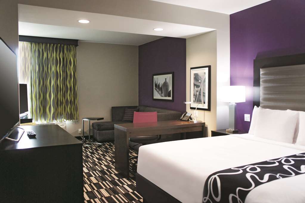 La Quinta By Wyndham Mcallen Convention Center Hotel McAllen