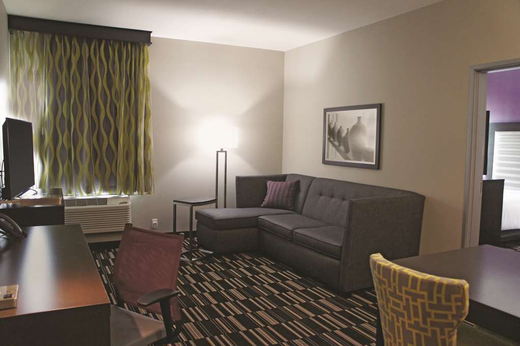 La Quinta By Wyndham Mcallen Convention Center Hotel